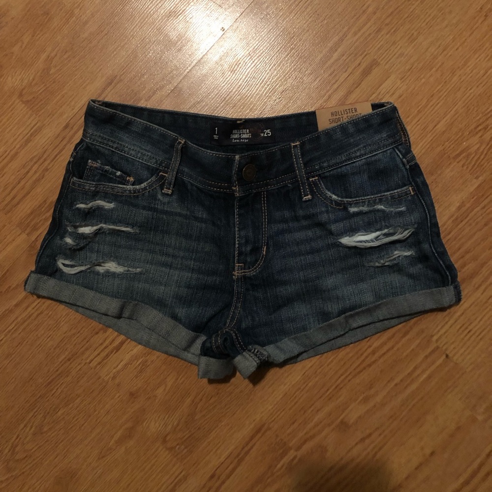 NWT Hollister Distressed Jean Shorts